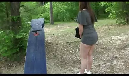 家庭主妇花时间用手指